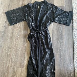 Express Black Leopard Kimono